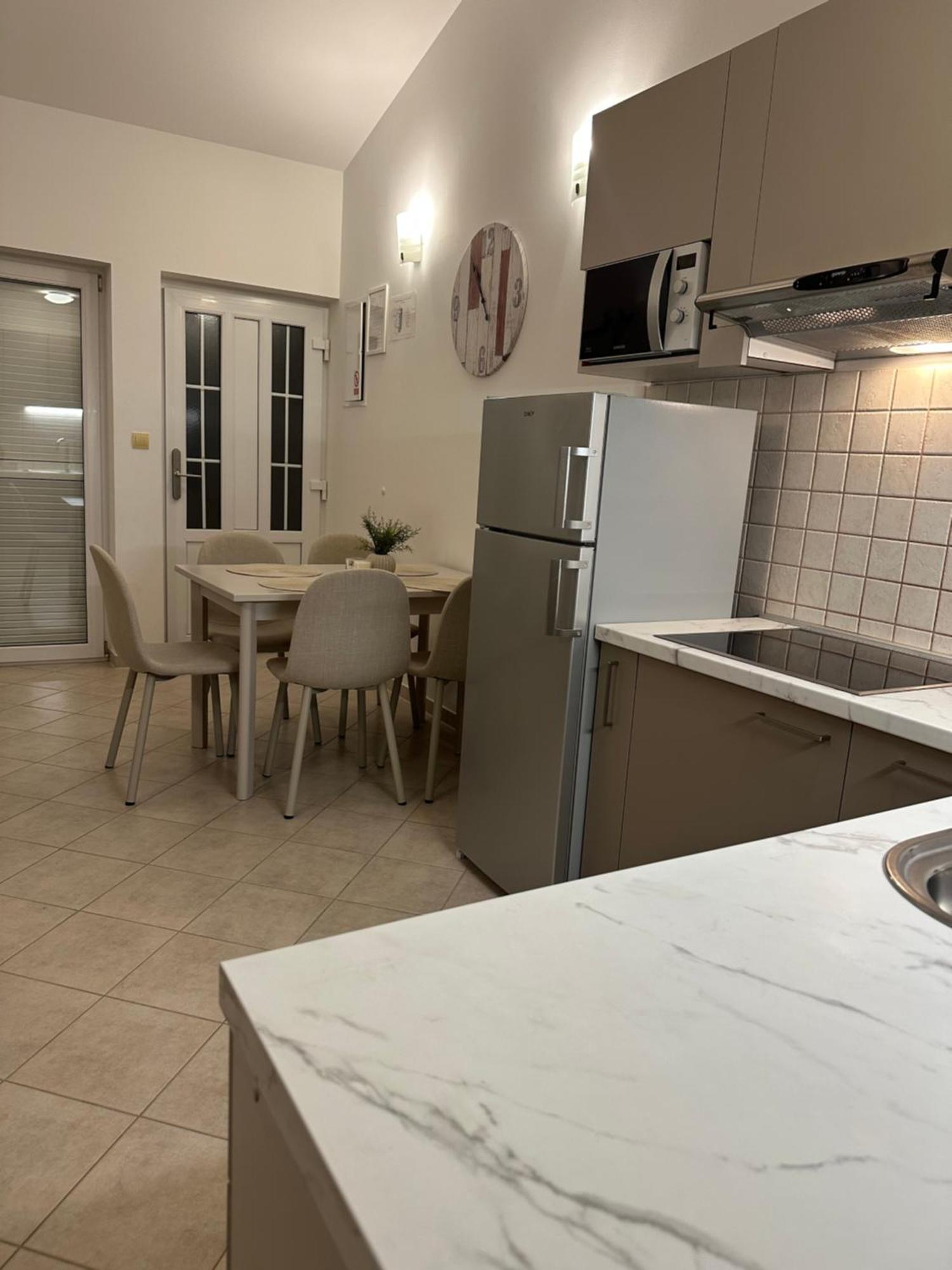 Apartmani Samec 노바야 외부 사진